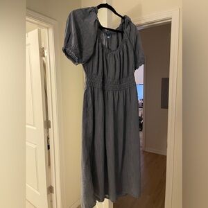 Puff sleeve waist defined midi dress